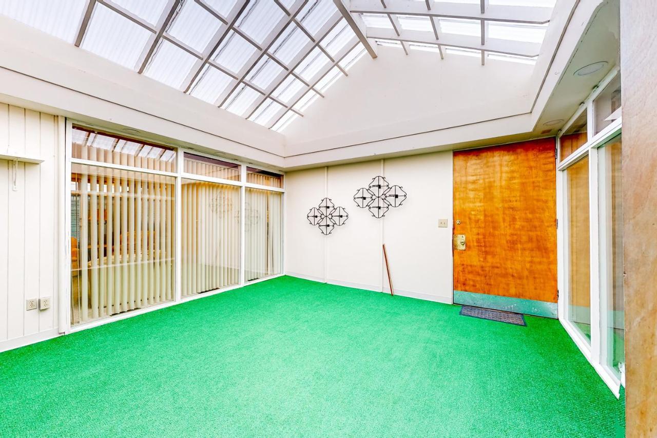 The Garden On M Street Apartment